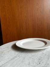 Załaduj obraz do przeglądarki galerii, Talerz płytki Steelite MONACO Flat Rim 270 mm /12