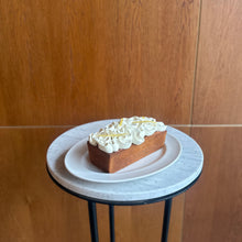 Załaduj obraz do przeglądarki galerii, Babka cytrynowo-makowa na święta