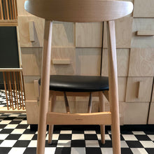 Załaduj obraz do przeglądarki galerii, Krzesło FAMEG FINN