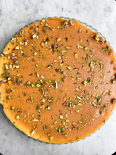 Załaduj obraz do przeglądarki galerii, Sernik nowojorski z toffee na zamówienie