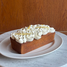 Załaduj obraz do przeglądarki galerii, Babka cytrynowo-makowa na święta
