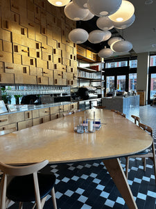Duży stół - Wasz ulubiony common table z Di Café Deli